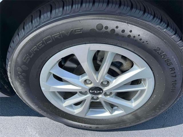 2024 Kia Carnival LX FWD