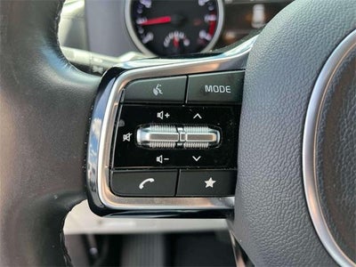 2024 Kia Carnival LX FWD