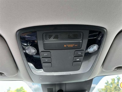 2024 Kia Carnival LX FWD