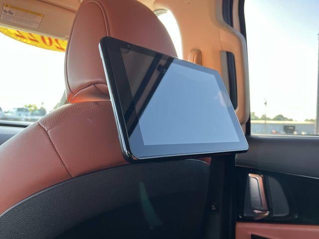 2022 Kia Carnival SX FWD