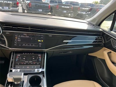 2022 Audi Q7 Premium Plus 55 TFSI quattro