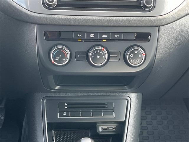 2017 Volkswagen Tiguan Limited 2.0T FWD