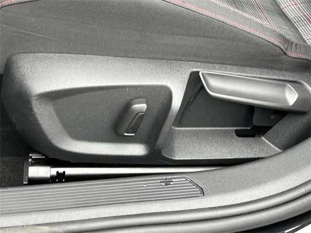 2024 Volkswagen Golf GTI 2.0T S DSG