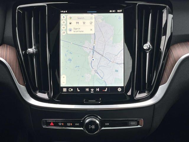 2025 Volvo V60 Cross Country B5 AWD Plus