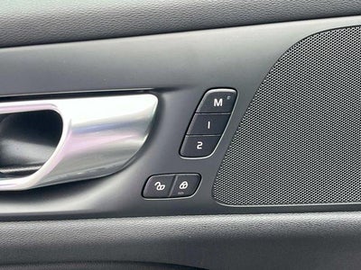 2025 Volvo V60 Cross Country B5 AWD Plus