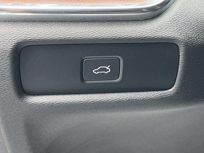 2025 Volvo V60 Cross Country B5 AWD Plus