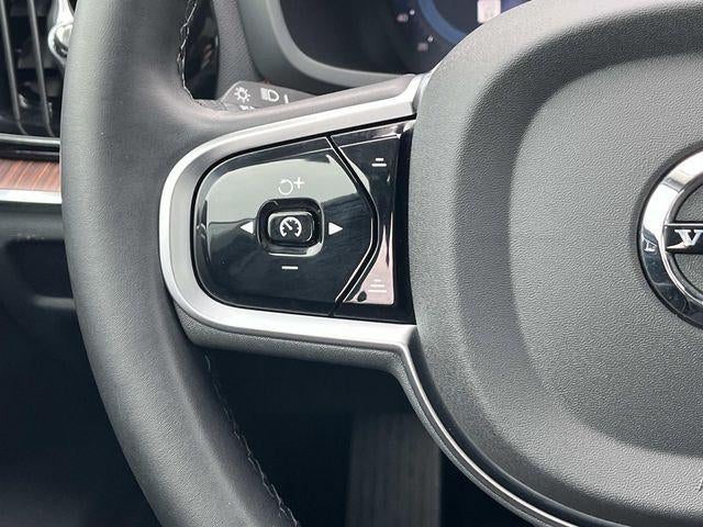 2025 Volvo V60 Cross Country B5 AWD Plus