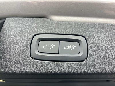 2025 Volvo V60 Cross Country B5 AWD Plus
