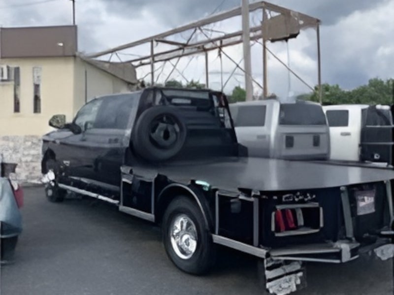 Wil-Ro skirted flatbed